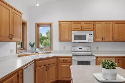 550 Linden Lane, Lino Lakes, MN 55014 - Photo 11