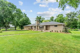 719 Park Ave, Hamburg, MN 55339 - Photo 3