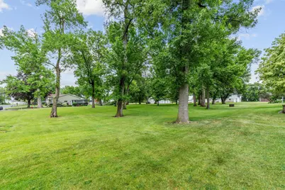 719 Park Avenue, Hamburg, MN 55339 - Photo 17