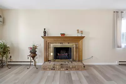 341 Prairiewood Circle S #208, Fargo,  58103 - Photo 7