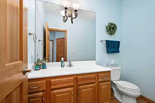 9651 Belmont Ln, Eden Prairie, MN 55347 - Photo 11