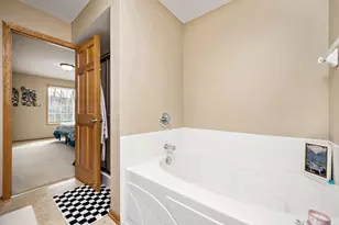 9651 Belmont Ln, Eden Prairie, MN 55347 - Photo 15