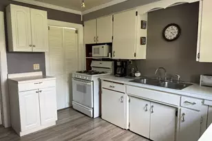 245 5th Ave NE, Blooming Prairie, MN 55917 - Photo 9