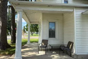 245 5th Ave NE, Blooming Prairie, MN 55917 - Photo 5