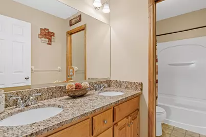 19600 Embers Avenue, Farmington, MN 55024 - Photo 21