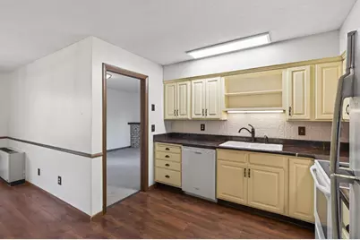2200 Nevada Avenue S #206, Saint Louis Park, MN 55426 - Photo 3