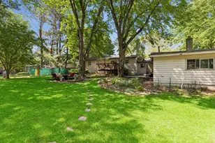 9883 Brookview Rd, Woodbury, MN 55125 - Photo 31