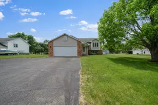 1100 Lochmist Ln NW, Alexandria, MN 56308 - Photo 1