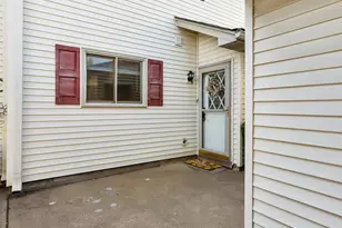 10658 Hummingbird St NW, Coon Rapids, MN 55433 - Photo 7