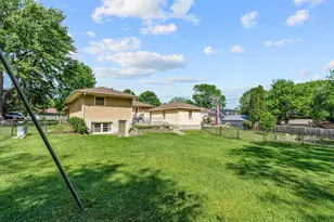 845 Spencer St S, Shakopee, MN 55379 - Photo 9