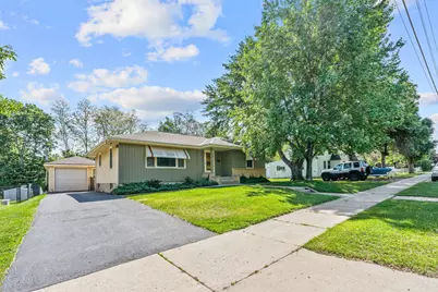 845 Spencer Street S, Shakopee, MN 55379 - Photo 3