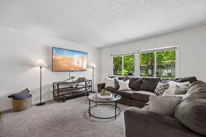 14015 39th Avenue N, Plymouth, MN 55447 - Photo 5