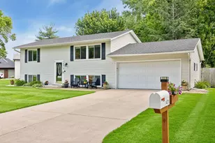 14015 39th Ave N, Plymouth, MN 55447 - Photo 1