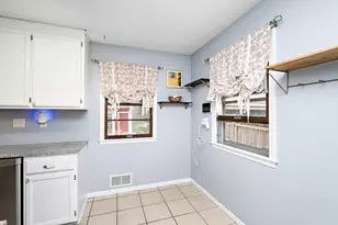 11333 Rich Rd, Bloomington, MN 55437 - Photo 9