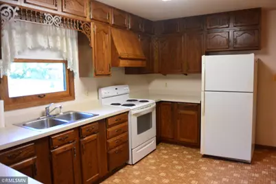 1110 McLeod Avenue N, Glencoe, MN 55336 - Photo 5