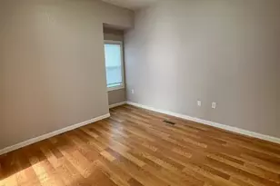 743 Charles Ave, Saint Paul, MN 55104 - Photo 7