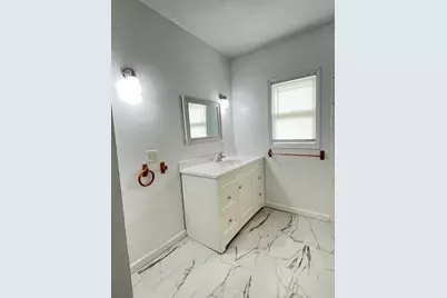 743 Charles Avenue, Saint Paul, MN 55104 - Photo 11
