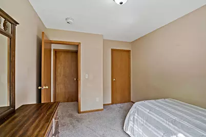 9800 Evergreen Avenue N, Brooklyn Park, MN 55443 - Photo 41