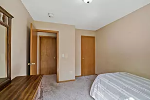 9800 Evergreen Ave N, Brooklyn Park, MN 55443 - Photo 41