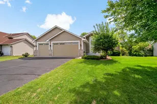 9800 Evergreen Ave N, Brooklyn Park, MN 55443 - Photo 3