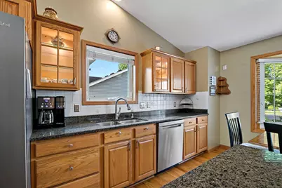 9800 Evergreen Avenue N, Brooklyn Park, MN 55443 - Photo 11