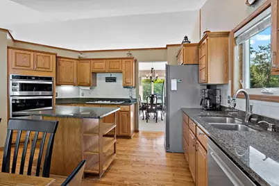 9800 Evergreen Avenue N, Brooklyn Park, MN 55443 - Photo 9