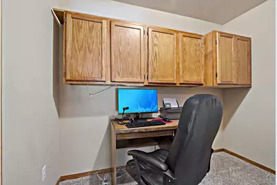 9800 Evergreen Avenue N, Brooklyn Park, MN 55443 - Photo 37