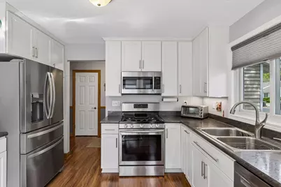 1420 Knoll Drive, Shoreview, MN 55126 - Photo 5