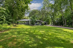 18150 Honeysuckle Ln, Wayzata, MN 55391 - Photo 49