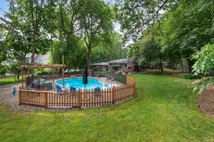 18150 Honeysuckle Ln, Wayzata, MN 55391 - Photo 43