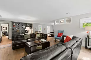 18150 Honeysuckle Ln, Wayzata, MN 55391 - Photo 17