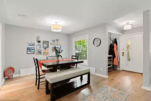 18150 Honeysuckle Ln, Wayzata, MN 55391 - Photo 13