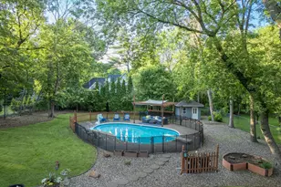 18150 Honeysuckle Ln, Wayzata, MN 55391 - Photo 39