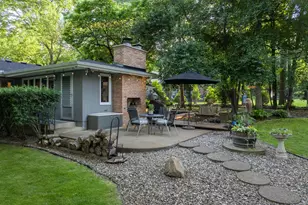 18150 Honeysuckle Ln, Wayzata, MN 55391 - Photo 37