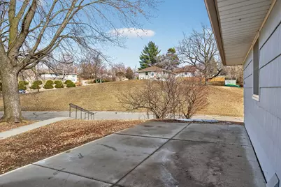 8912 Tretbaugh Drive, Bloomington, MN 55431 - Photo 51