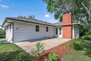 8912 Tretbaugh Dr, Bloomington, MN 55431 - Photo 47