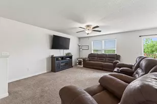 19226 Engle Wood Dr, Big Lake, MN 55309 - Photo 5