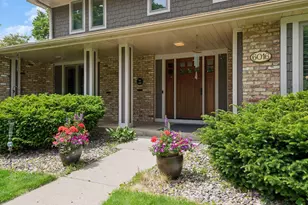 6016 Olinger Cir, Edina, MN 55436 - Photo 5
