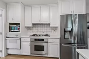 6016 Olinger Cir, Edina, MN 55436 - Photo 19