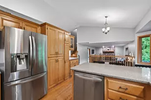27421 Quinlan Ave, Lindstrom, MN 55045 - Photo 9