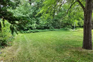 1738 Hawthorne Ave E, Saint Paul, MN 55106 - Photo 9