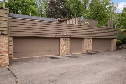 131 Windsor Court, New Brighton, MN 55112 - Photo 17
