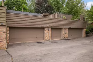 131 Windsor Ct, New Brighton, MN 55112 - Photo 17
