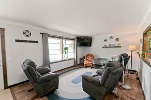 125 W Monroe Ave, Barron, WI 54812 - Photo 11