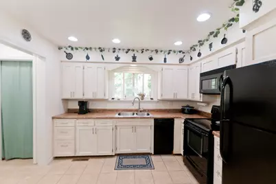 125 W Monroe Avenue, Barron, WI 54812 - Photo 17