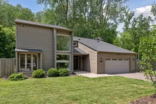 13124 April Ln, Minnetonka, MN 55305 - Photo 5