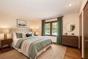 8104 Dakota Ln, Chanhassen, MN 55317 - Photo 9