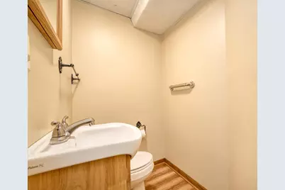 8104 Dakota Lane, Chanhassen, MN 55317 - Photo 17