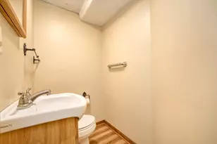 8104 Dakota Ln, Chanhassen, MN 55317 - Photo 17