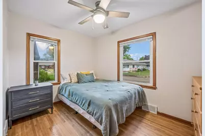 213 Queen Avenue NW, Silver Lake, MN 55381 - Photo 9